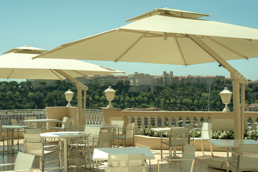 SIDE POLE UMBRELLAS Poggesi